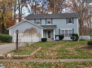 195 Parsons Dr, Avon Lake, OH