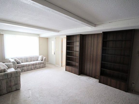 4th image of 7221 South St Unit 23