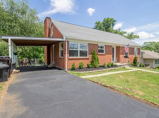 1900 Rio Vista Dr, Paris, KY 40361