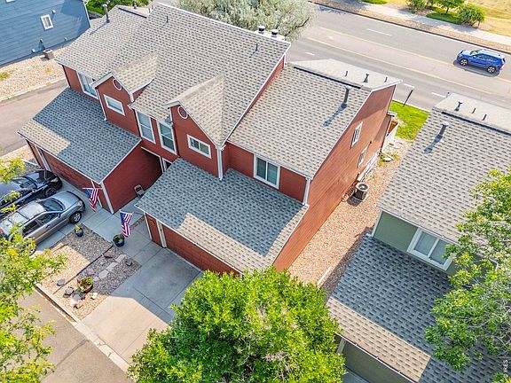 5th image of 11209 Holly St
