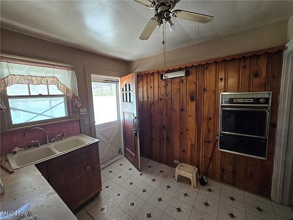 4th image of 26 S Richview Ave