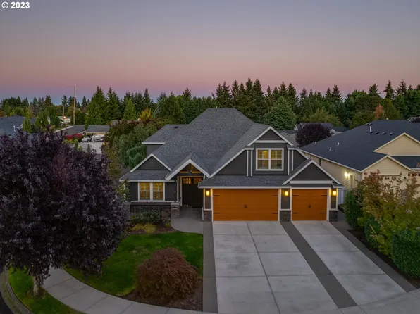 10221 NW 33rd Ct, Vancouver, WA 98685