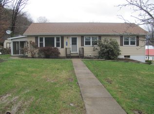 250 E Hillside Dr, Lock Haven, PA 17745