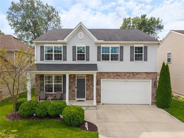 32825 Rebecca Ln, Avon Lake, OH 44012