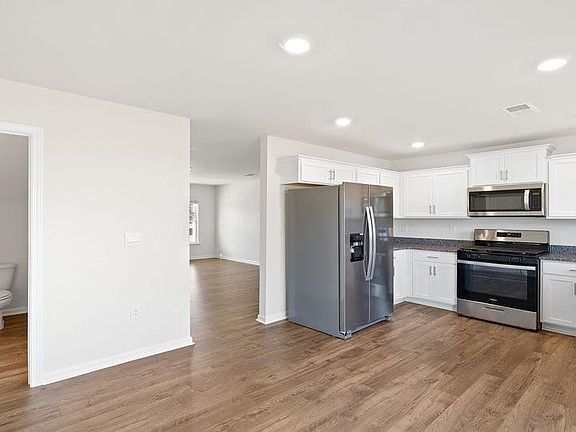 5th image of 3263 Cypress Hollow Dr