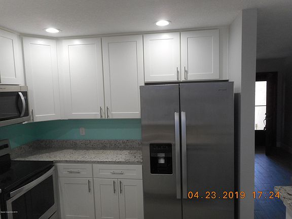 5th image of 337 Markley Ct