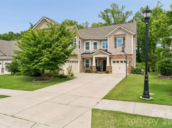 1345 Sandy Bottom Dr NW, Concord, NC 28027