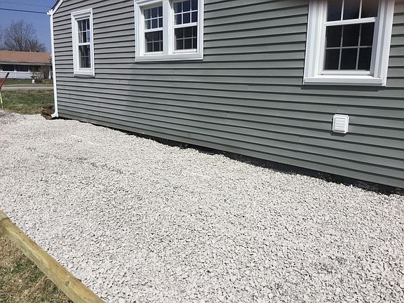 3rd image of 3736 Marvin Ave