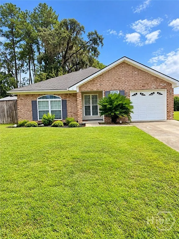 3 bed, 2.0 bath, 1311 sqft, $2,150 — Photo 1