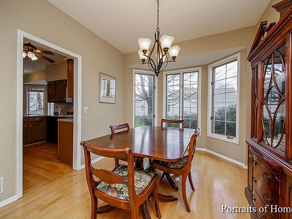 5th image of 621 Dogleg Ln