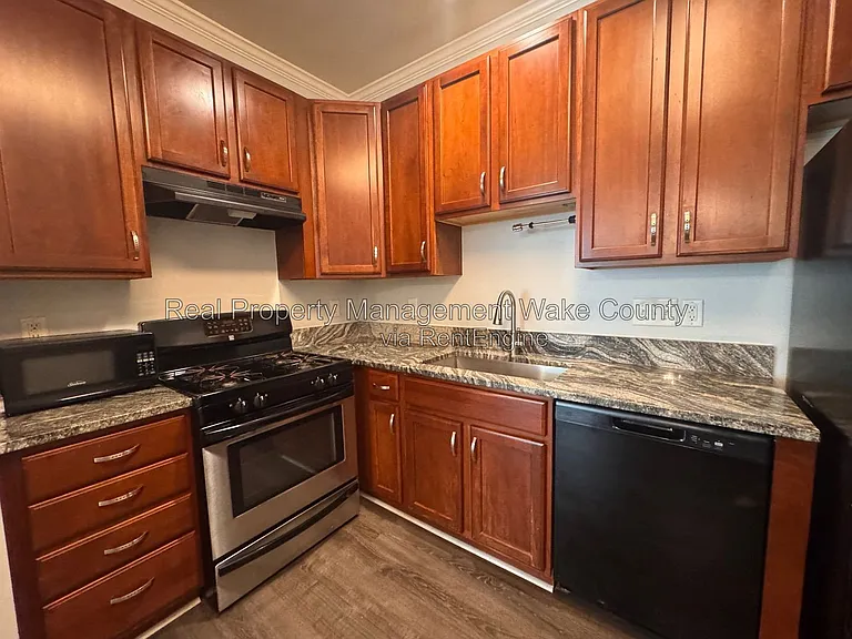 11701 Coppergate Dr #109 — Photo 14