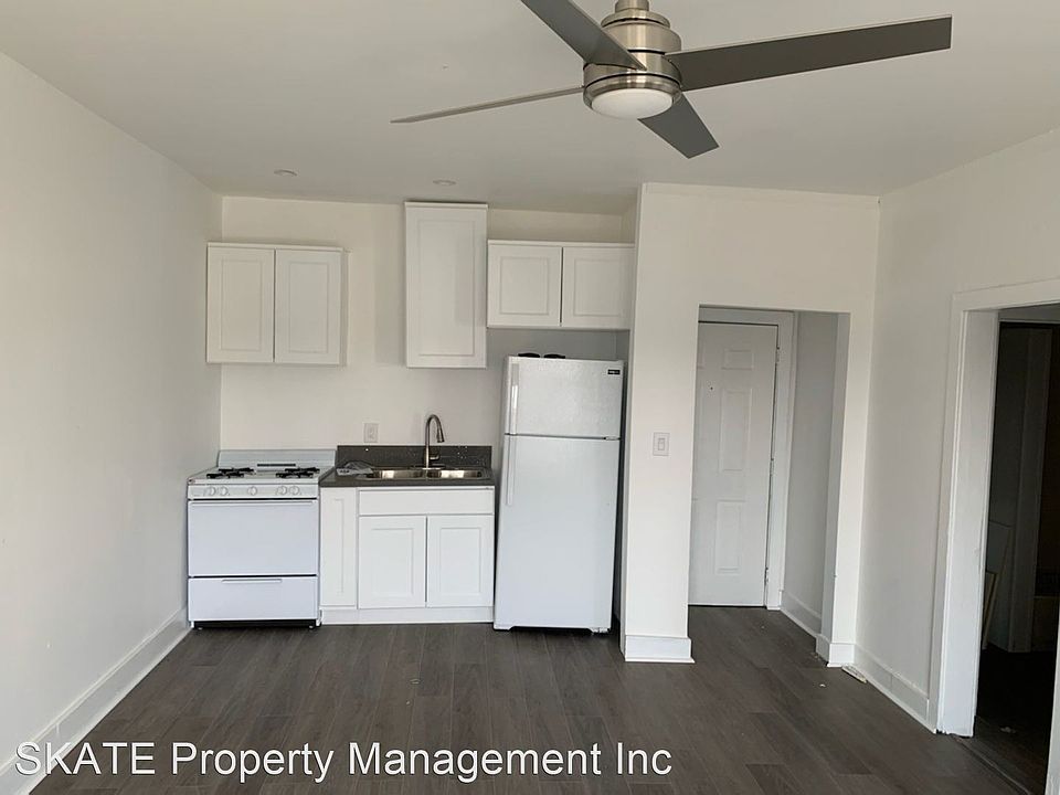 1st image of 1895 W Adams Blvd Unit 16