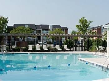 2nd image of 3 Lincolnwoods Way APT 3C