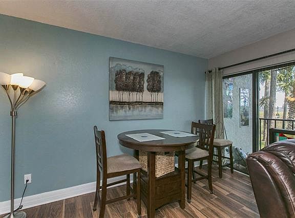 4th image of 35 Andalusia Ct