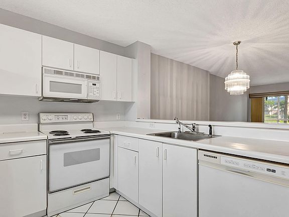 4th image of 7721 Trent Drive #111