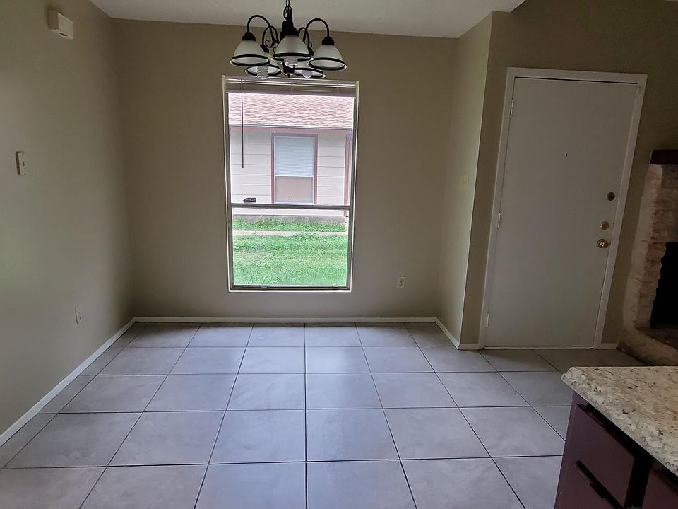 1st image of 9605 Aberdeen Way #A