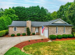 1734 7th Street Ln SE, Hickory, NC 28602