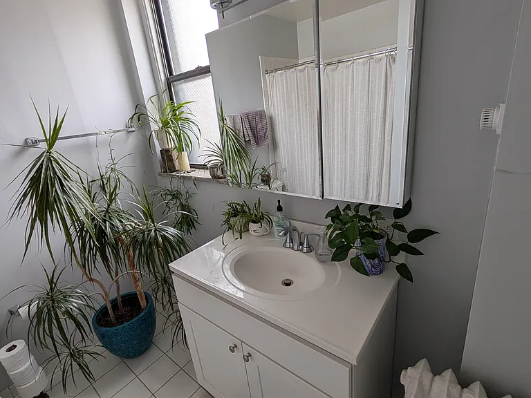 3330 N Lake Shore Dr — Photo 34