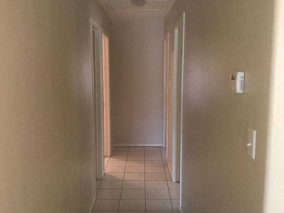 4th image of 705 N Tierra Dr