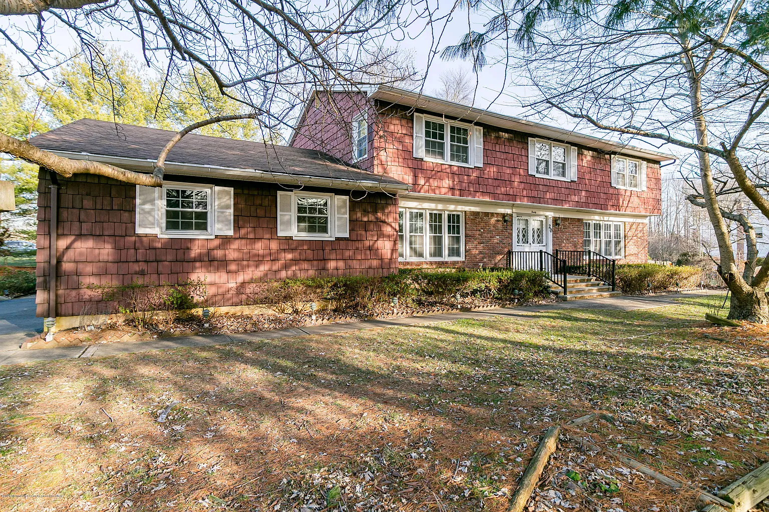 20 Kensington Dr photo 1