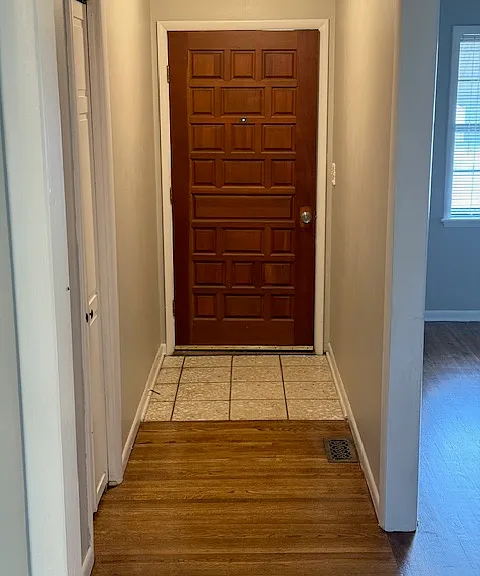 1029 N Birch Ave — Photo 7