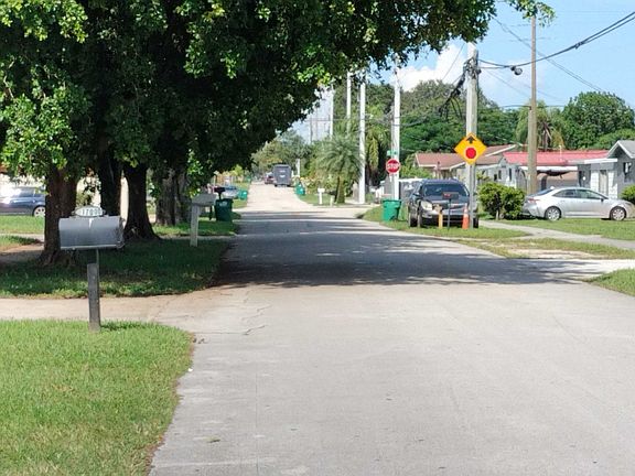 5th image of 16935 NW 18th Ave