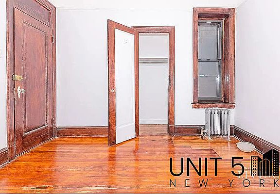 5th image of 1244 Pacific St APT 1B