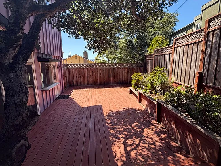 2000 Forest Ave — Photo 16