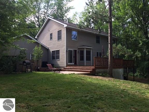3rd image of 1444 Fairwood Dr