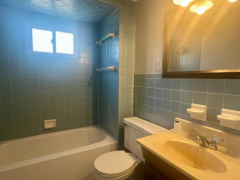 724 S Reading Ave — Photo 5