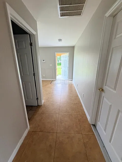 535 Meadow Road — Photo 2