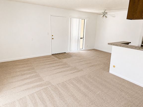 3rd image of 820 Coriander Dr Unit K