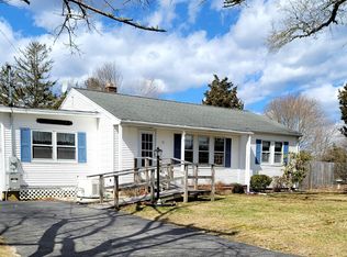 13 Kayajan Ave, Bourne, MA 02532