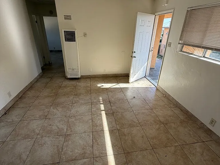 2635 Pacific St #8 — Photo 3