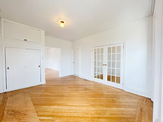 Rented by Compass | media 16