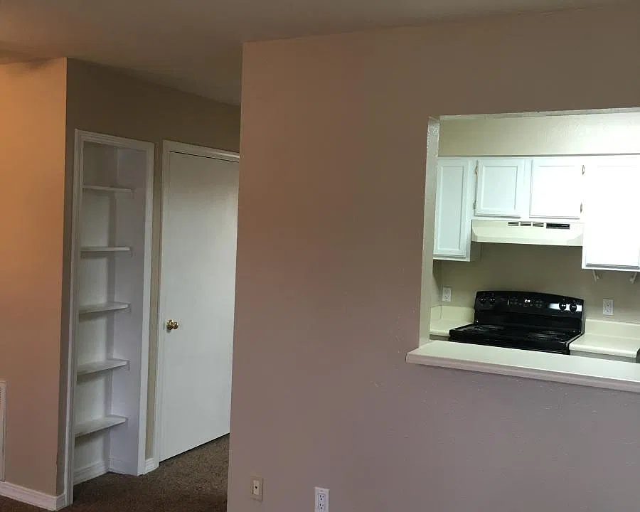 Kitchen/Hallway
