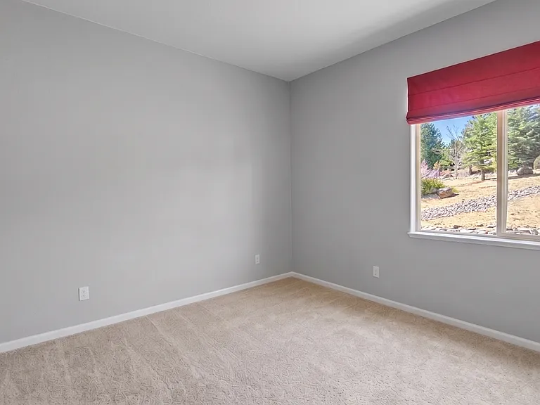 5265 N Elk River Rd — Photo 25