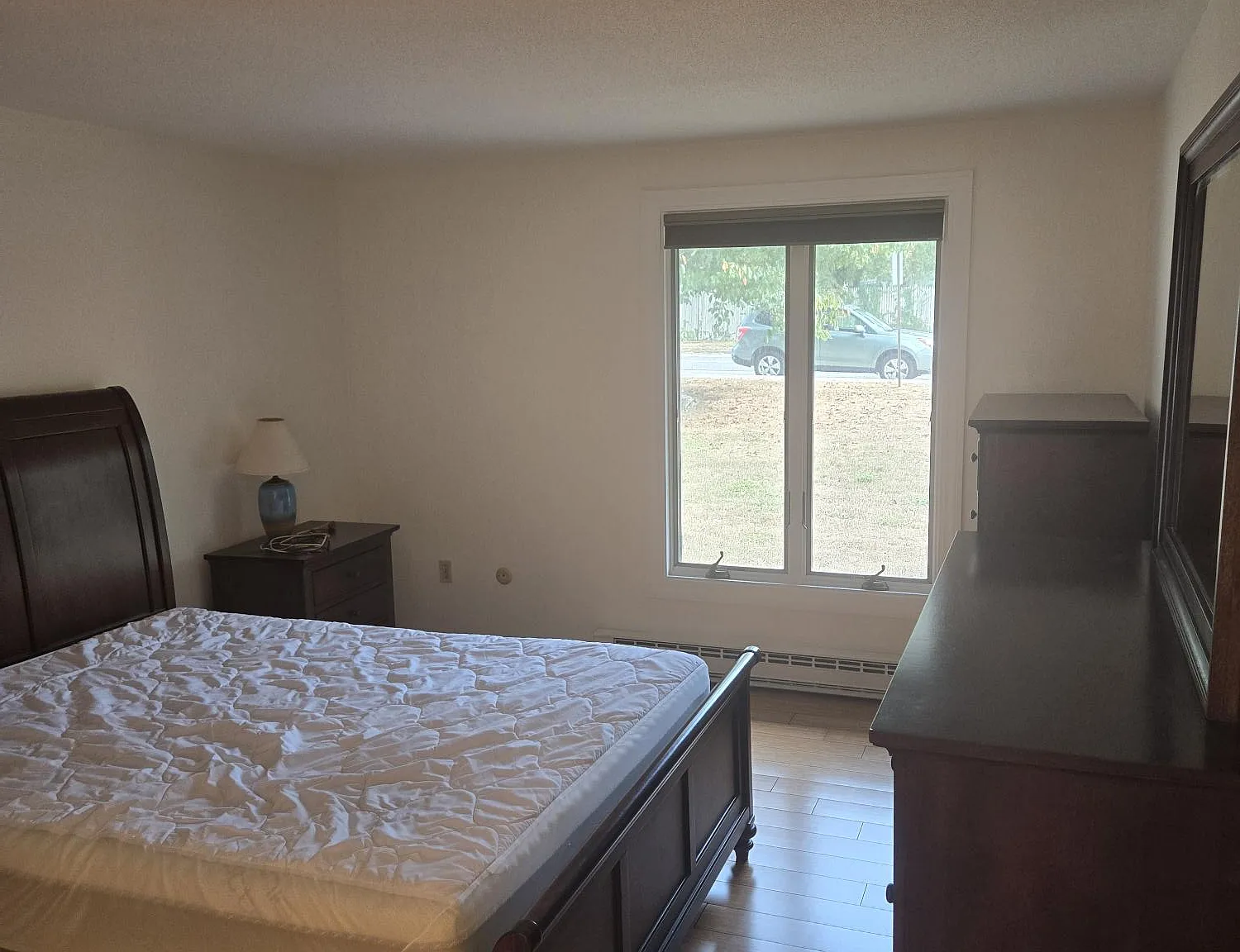 2 bed, 1013 sqft, $2,500 — Photo 4