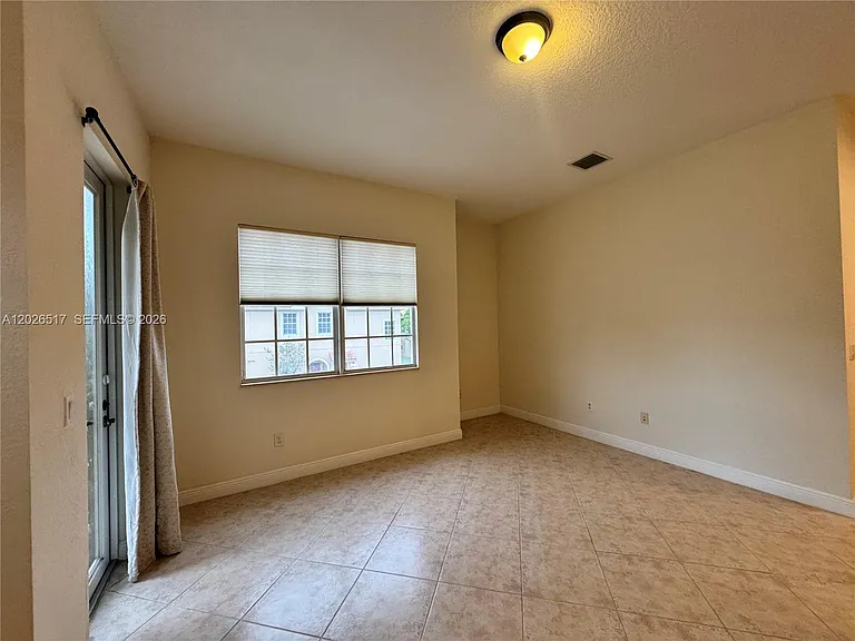 5819 Hampton Hills Blvd — Photo 17