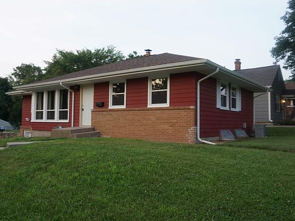 2nd image of 1420 27th St