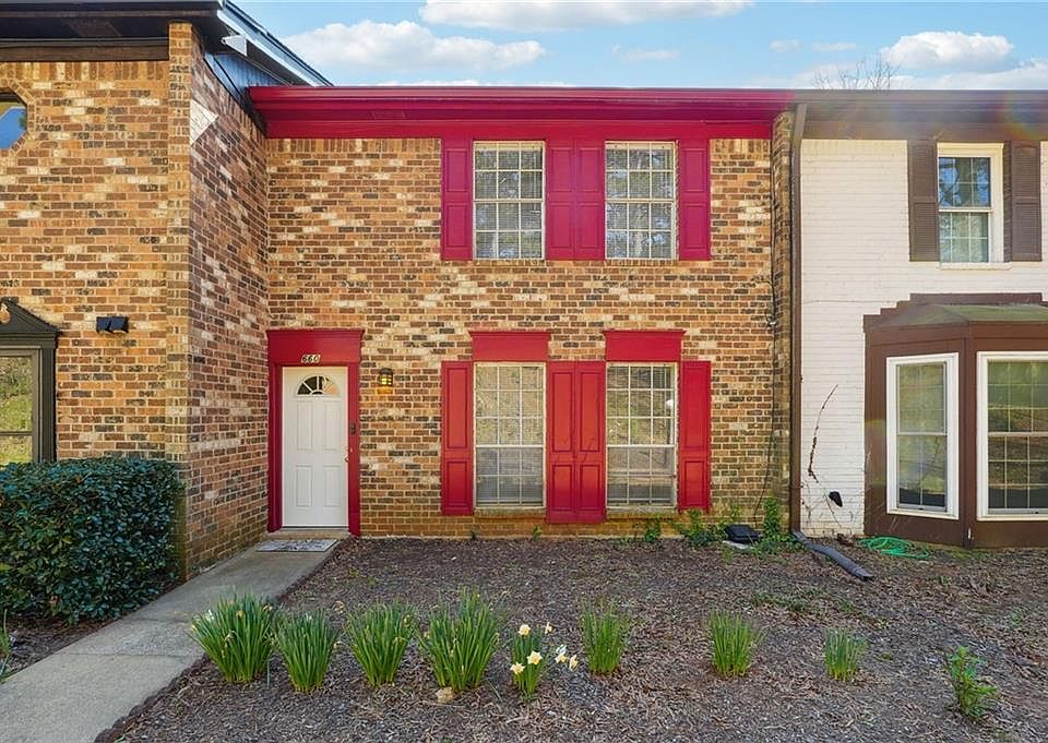 1st image of 660 Garden Walk Dr
