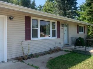 2735 W State St, Janesville, WI 53546