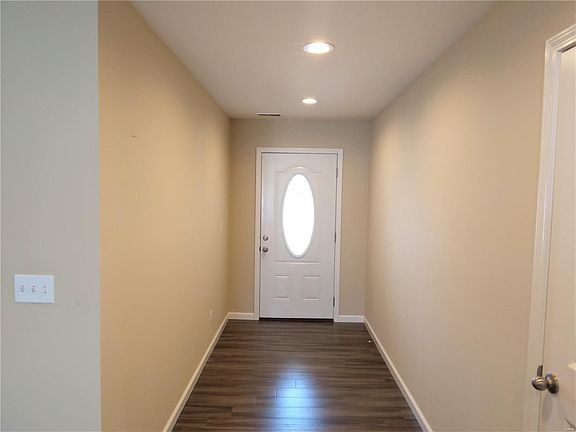 5th image of 1001 Oakmont Ln