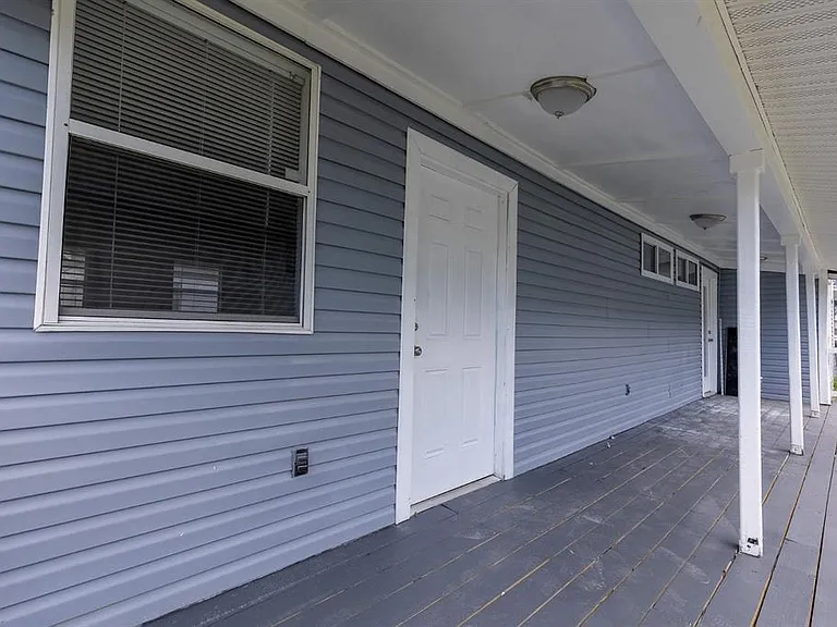 6906 N Lynn Ave — Photo 3