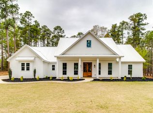 1322 Sunnyhill Dr, Camden, SC 29020