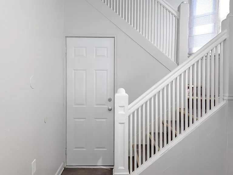 3719 S Thompson Ave #4 — Photo 6