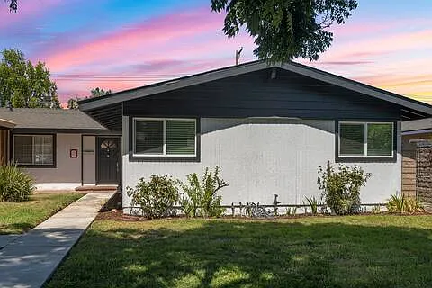 3 bed, 1358 sqft, $8,000 — Photo 2