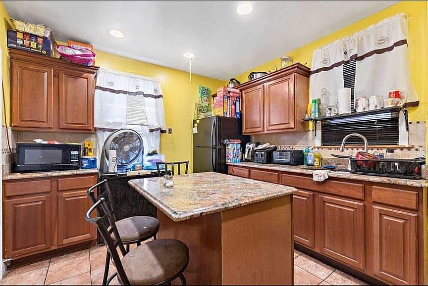 unit 1 - kitchen