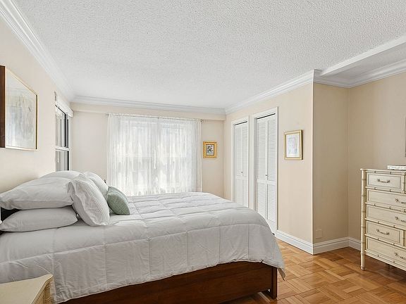 5th image of 111 E 85th St APT 11F