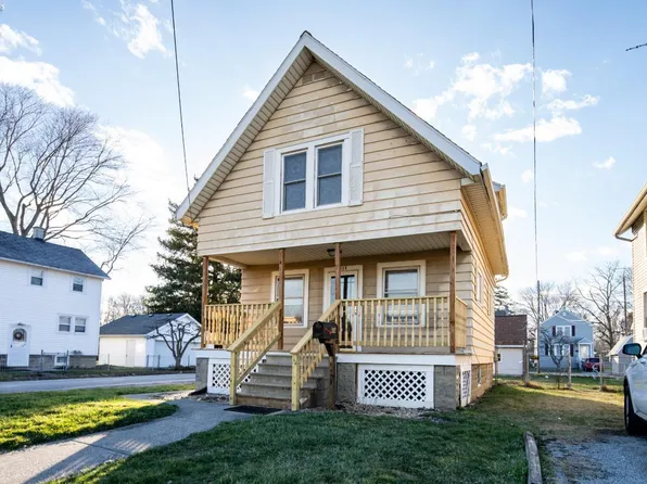 614 S Buchanan St, Fremont, OH 43420